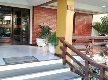 Apartamento · 197m² · 3 Quartos · 1 Vaga · Cobertura com 2 dormitórios à venda por R$ 4200 - Centro - Canoas/RS