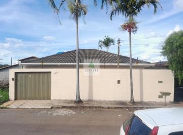 Casa · Aluguel Casa Muito Bem Localizada 3 Quartos 2 Salas 2 Vagas de Garagem