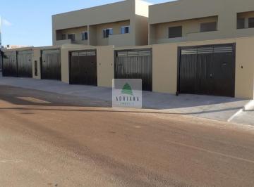 Casa · Casas Sobreposta Ótima Localização 2 vagas de Garagem Escaninho Quintal , Excelente Custo Beneficio