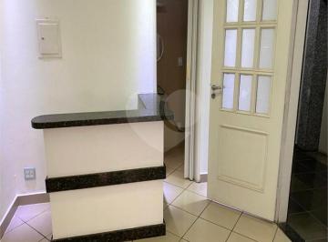Área de Serviço · Salas à venda em Centro - SP