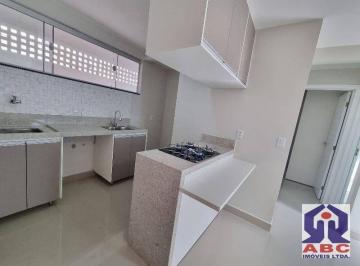 d6a0d1098e5b2587059d6abba9a1a371ae29ba5b · Primeiro Andar - Apartamento Reformado de 02 Quartos com Armarios Planejados