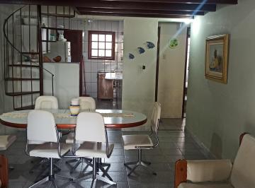Casa de 3 quartos, Cabo Frio · Casa com 3 quartos e 1000 m² em Palmeiras para venda