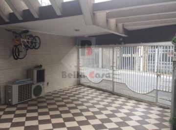 Casa · 240m² · 3 Quartos · 2 Vagas · Casa assobradada com 3 dormitórios e churrasqueira no Jardim Têxtil