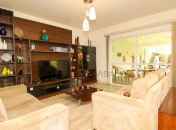 Casa · 400m² · 5 Quartos · 4 Vagas · Maravilhoso sobrado á venda na Mooca.