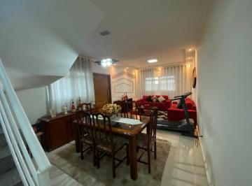 Casa · 220m² · 4 Quartos · 2 Vagas · Sobrado a venda e  4 dormitórios, 2 vagas e churrasqueira
