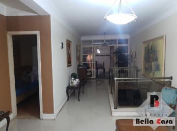 Casa · 240m² · 4 Quartos · 6 Vagas · Sobrado á venda Vila Ivone