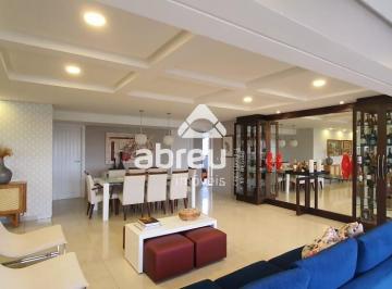 Apartamento de 4 quartos, Natal · Apartamento de alto padrão em Tirol com 4 suítes.