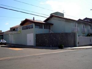 233C108D7176A96979C0F36C85E61D3D.jpg · Casa Sobrado em São Carlos