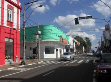 Frente · Comercial Sala em São Carlos