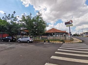 Fachada · Comercial Prédio em Araraquara