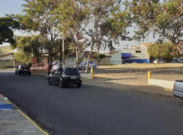frente · Terreno no Jardim São Paulo em frente a Churrascaria Boi de Corte em São Carlos