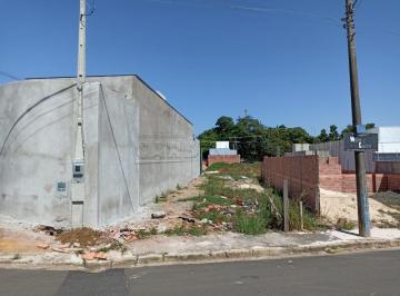 Terreno · Terreno Padrão em São Carlos