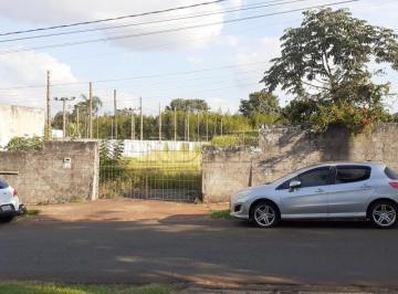 frente · Comercial Terreno em São Carlos