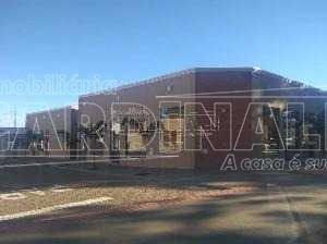 1aeb69741df1c4a87185807e65e5b1d9.jpg · Sala Comercial próxima a Escola Prof. Adail Malmegrim Gonçalves em Água Vermelha