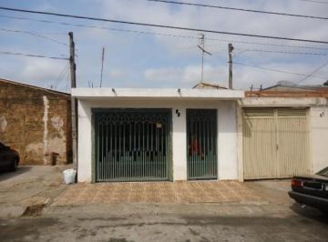 Frente · Casa Padrão em São Carlos