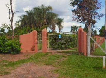 Frente · Rural Chácara sem Condomínio em São Carlos