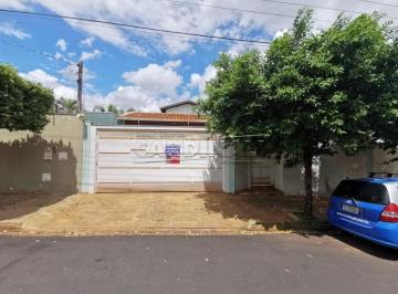 Fachada · Casa Padrão em Araraquara