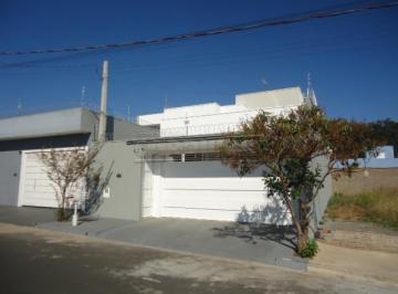 Frente · Casa Padrão em São Carlos