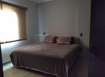 a574c4d37757f303c85e4513e94a7c38.jpg · Casa Padrão em Araraquara