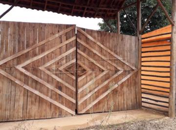 Frente · Rural Chácara sem Condomínio em São Carlos