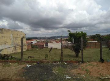 2f0b7fe448d9c422afdbeefcf78dcb99.jpg · Terreno Padrão em São Carlos