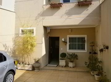 Garagem · Casa Sobrado em São Carlos