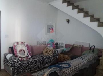 Casa · 140m² · 3 Quartos · 2 Vagas · Sobrado  em rua super tranquila