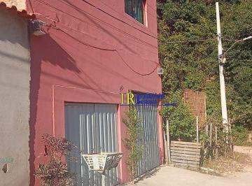 94695_30-1_010722.jpg · CASA COM 3 MORADIAS