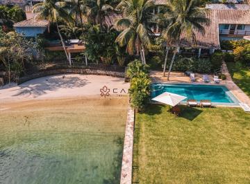 Casa · 500m² · 7 Quartos · 6 Vagas · Espetacular mansão com praia privativa em Angra!