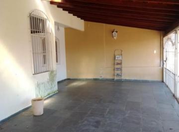 Foto 01 · Imperdível: Casa à venda em Mogi das Cruzes-SP, Vila Oliveira! 4 quartos, 1 suíte, 3 salas, 2 banhei