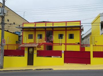 Foto 01 · Prédio com apartamentos a venda no Centro de Manaus