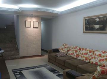 Casa · 238m² · 3 Quartos · 4 Vagas · Sobradão no Parque Flamengo