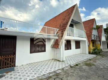 Casa · 88m² · 4 Quartos · 1 Vaga · Chalé com 04 dormitórios e 01 vaga de garagem Baln