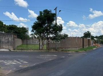 Terreno · 818m² · Terreno Padrão em Araraquara
