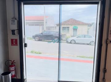 Comercial · 330m² · 7 Quartos · Venda e locação | Casa comercial com 330,00 m², 7 ambiente(s). Estreito, Florianópolis