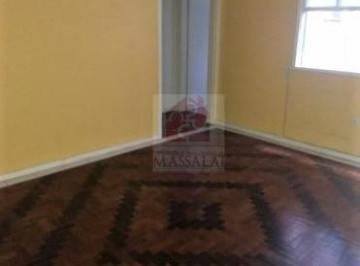 Apartamento · 85m² · 2 Quartos · Apartamento de 2 dormitórios com dependência e banheiro auxiliar no Bairro Auxiliadora