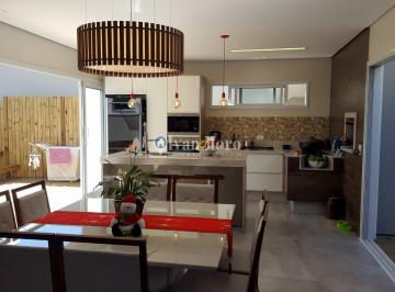 Casa · 150m² · 3 Quartos · 2 Vagas · Casa em Daniela - aluguel temporada - Florianópolis – SC