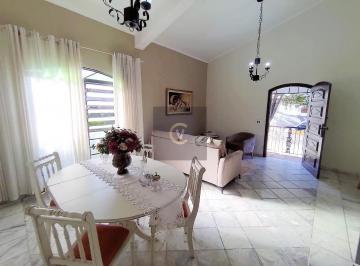 Casa de 3 quartos, Valinhos · Casa à venda no Jardim Santo Antonio em Valinhos