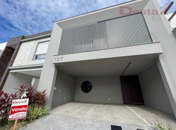 Casa · 217m² · 3 Quartos · 2 Vagas · Casa no Bairro Deltaville - Biguaçu