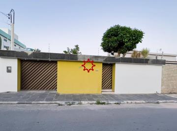 Casa · 360m² · 3 Quartos · Casa à venda - no Universitário