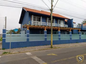 Casa · 6 Quartos · 3 Vagas · Casa à venda - no Centro