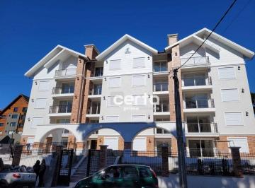 75ab658fd67e229569514a79dc4ea9c3880bc5a0 · Apartamento com 2 dormitórios para alugar, 88 m² por R$ 3.500,00 - Centro - Canela/RS