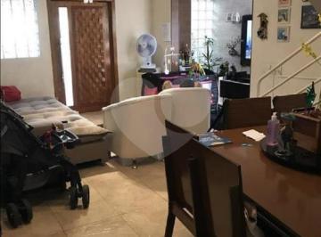 Sem Categoria · Sobrado com 3 quartos à venda em Vila Nova Carolina - SP