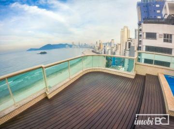 Vista da área piscina · Cobertura com 4 dormitórios à venda, 331 m² por R$ 5.700.000,00 - Centro - Balneário Camboriú/SC