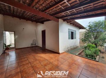 Casa · 200m² · 2 Quartos · 1 Vaga · Casa com 2 dorms, Venda, Beija-Flor, Bauru