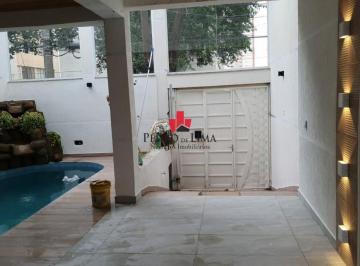 Casa · 150m² · 6 Quartos · 2 Vagas · Sobrado com 150 m² com piscina em Tatuapé