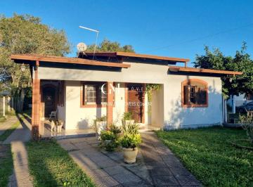 Casa · 115m² · 3 Quartos · 2 Vagas · Casa na Praia Itapeva Torres RS