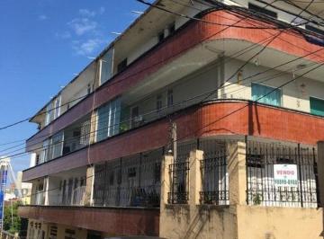 Apartamento · 87m² · 2 Quartos · Apartamento Padrão 2/4 Nascente amplo, no valor do condomínio está com água incluso
