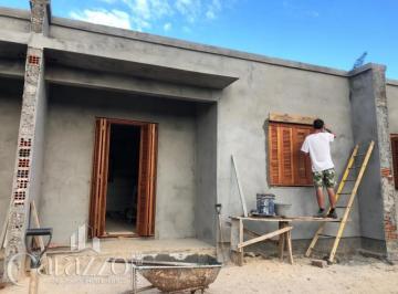 Apartamento · 45m² · 2 Quartos · 1 Vaga · Casa geminada de 02 dormitórios em Nova Tramandaí
