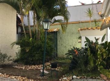 Foto 01 · Casa maravilhosa para venda na Vila Oliveira, seis dormitórios, salas de estar, jantar e TV, excelen